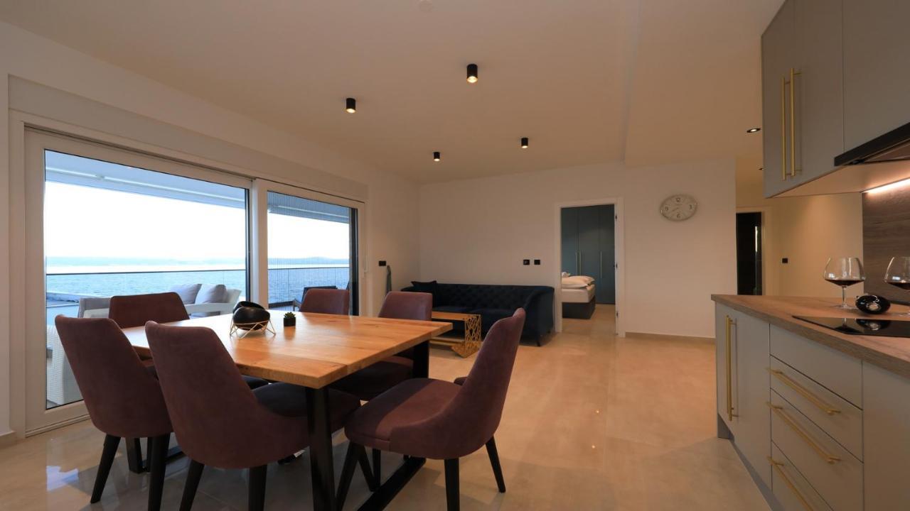 Adastra Apartments Maslenica Ngoại thất bức ảnh