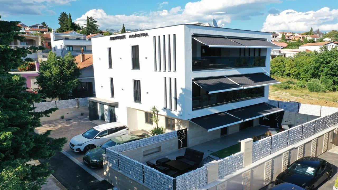 Adastra Apartments Maslenica Ngoại thất bức ảnh