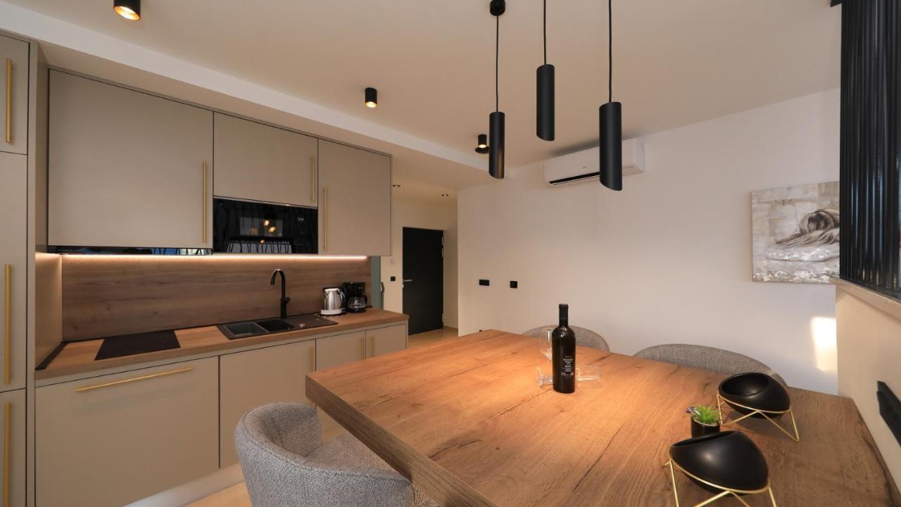 Adastra Apartments Maslenica Ngoại thất bức ảnh