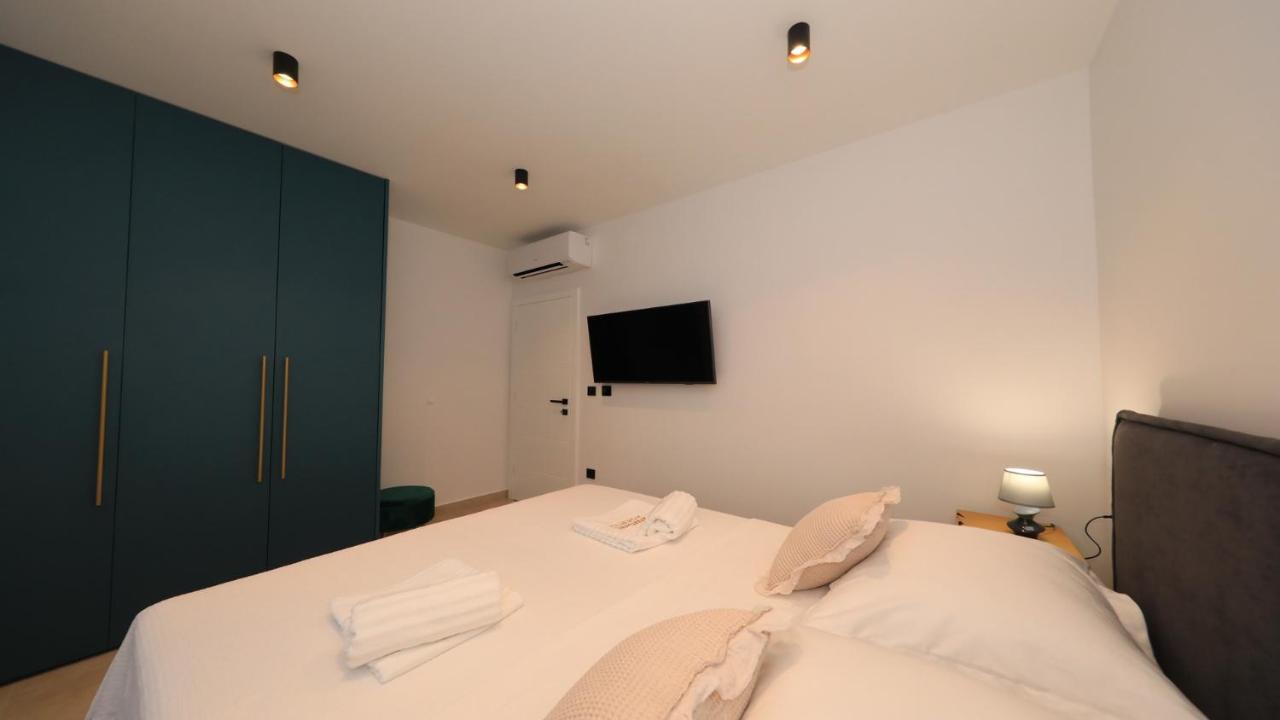 Adastra Apartments Maslenica Ngoại thất bức ảnh