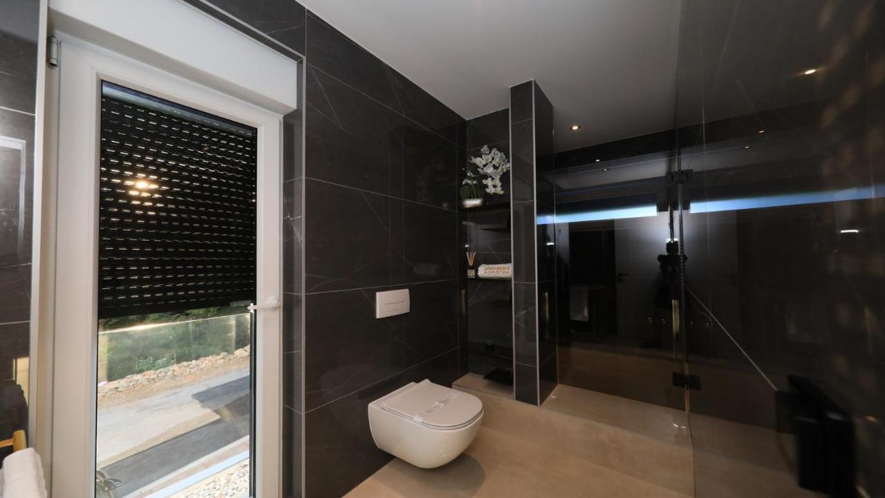 Adastra Apartments Maslenica Ngoại thất bức ảnh