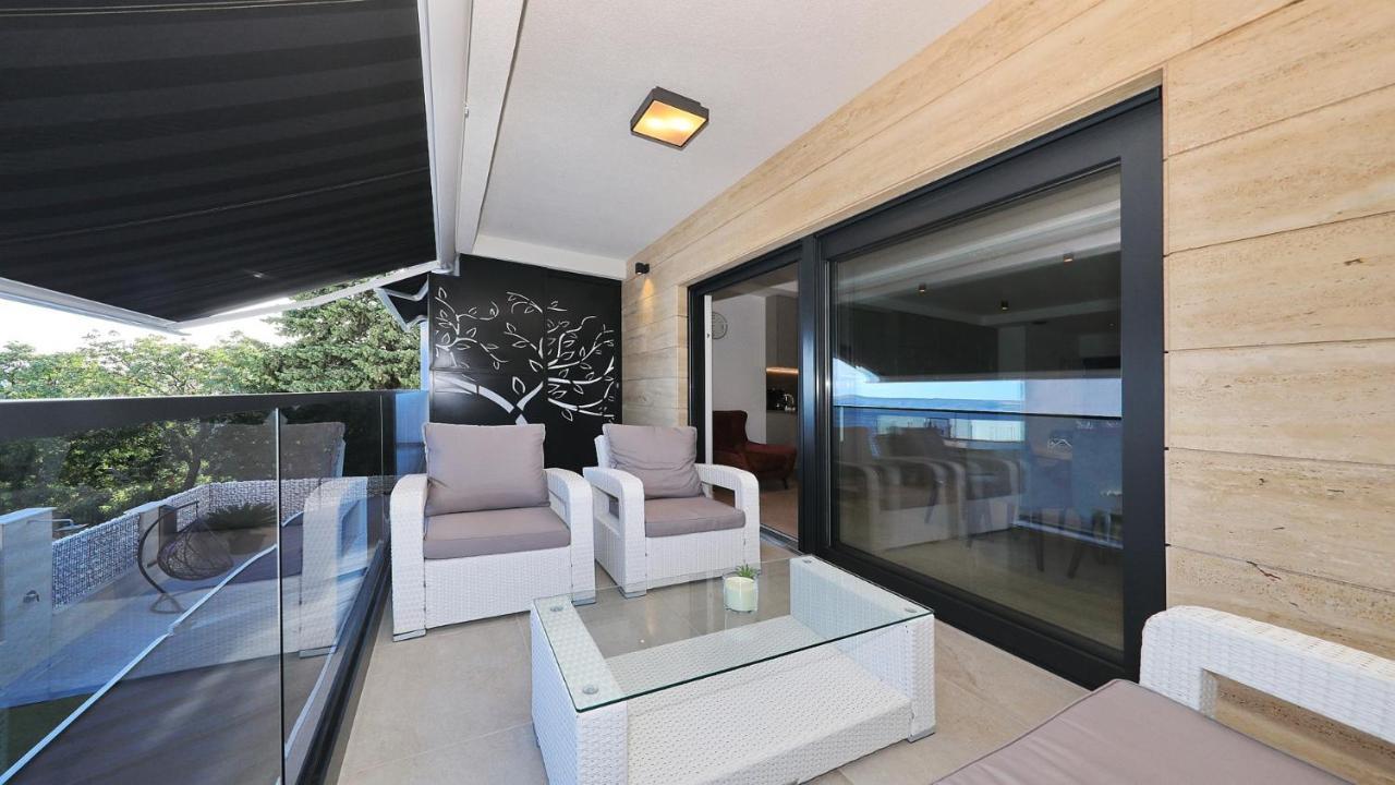 Adastra Apartments Maslenica Ngoại thất bức ảnh