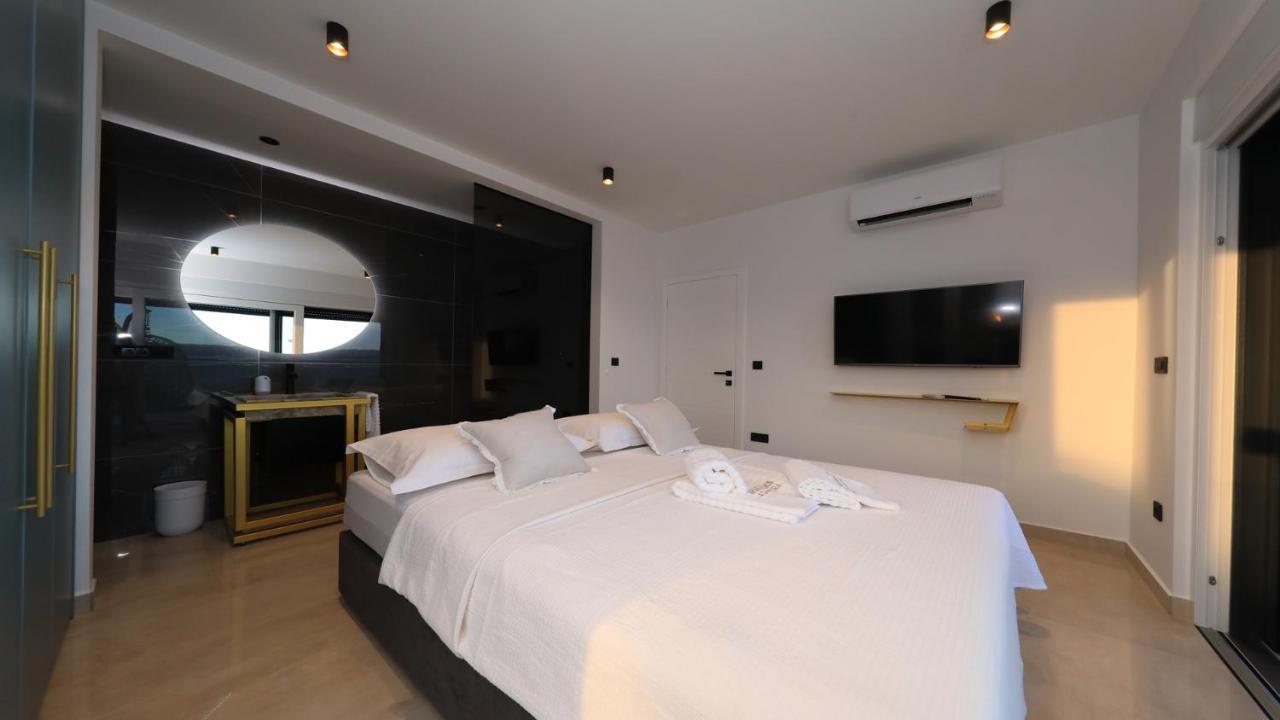 Adastra Apartments Maslenica Ngoại thất bức ảnh
