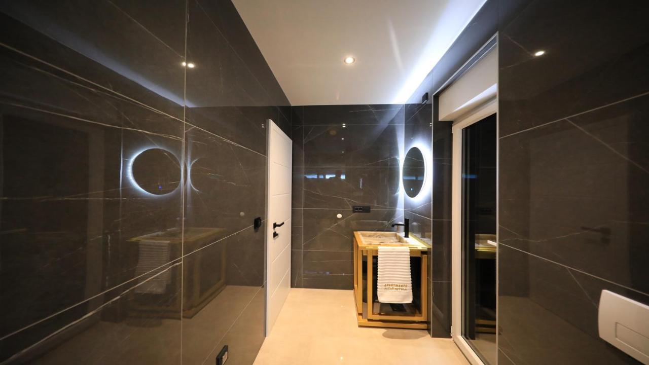 Adastra Apartments Maslenica Ngoại thất bức ảnh