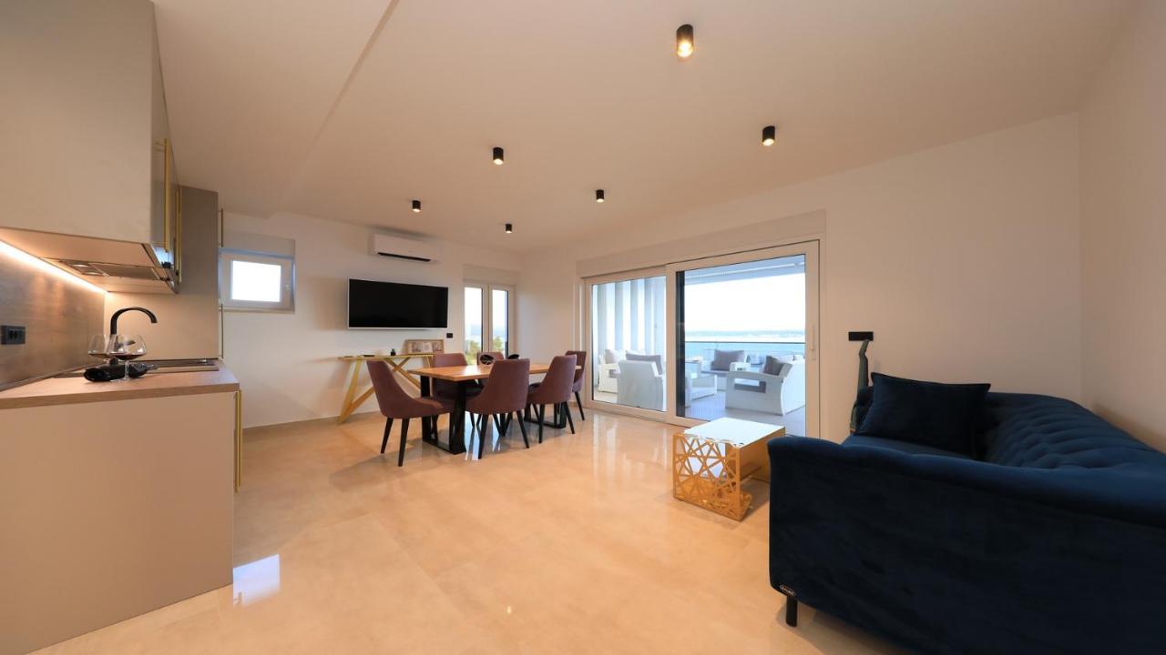 Adastra Apartments Maslenica Ngoại thất bức ảnh